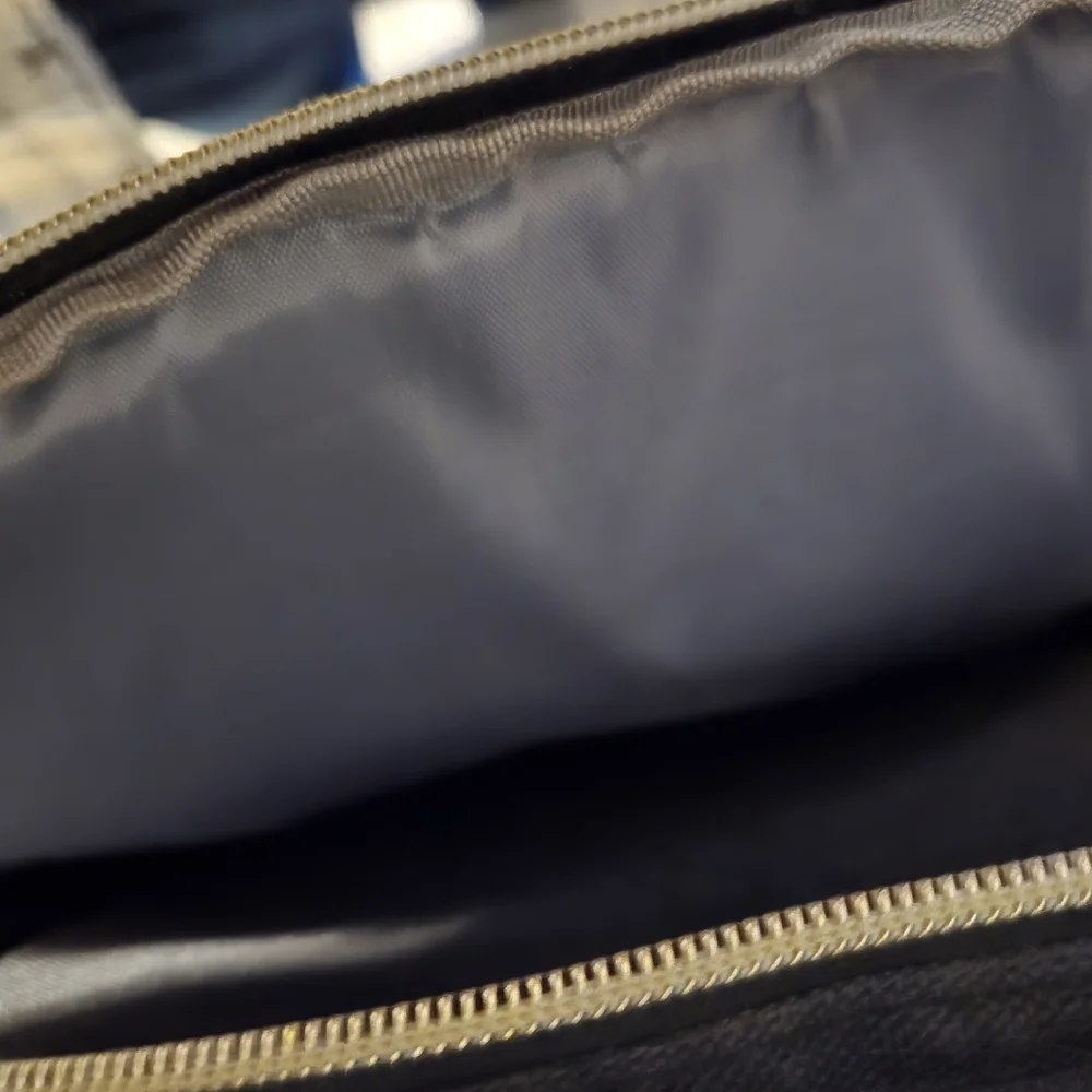 HiTop Back pack - Picture 9 of 11